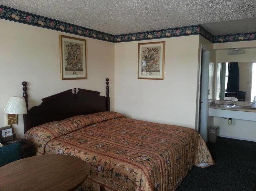 Budget Inn Muskogee Εξωτερικό φωτογραφία